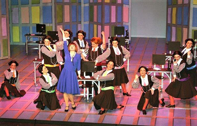 Thoroughly Modern Millie  (2007)